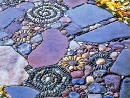 13 beautiful designs for your mosaic in the garden