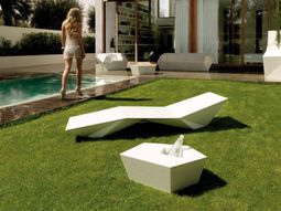 21 designers, trendy loungers in the garden – Elegance and Luxury