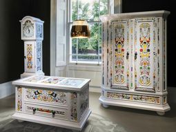 Arts and Crafts – stylish furniture pieces from Moooi