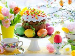 Atmospheric create table decoration for Easter