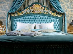 Baroque bedroom furniture – such as the nobles sleep