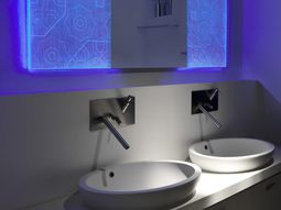 Bathroom mirror with holographic effect by Elia Felices