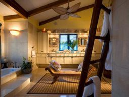 Bathroom with style offers relaxation and comfort