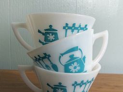 Coffee service as great home accessories at home