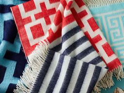 Colored pattern for the interior design – fashion trends in 2014