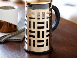 Cool home accessories made of sheet metal and glass