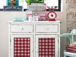 Decorate with Vichy Karo materials for a cozy ambience