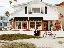 Decoration ideas – decorate your house next to the beach!