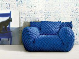 Designer sofa with removable cover by Nuvola