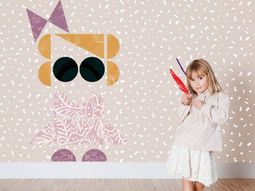 Designer wallpaper in the nursery
