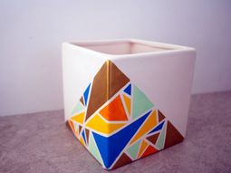 DIY Projects – Homemade plant stand for your space