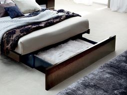 Everything cleared: 10 interesting beds with storage
