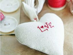 Fabric heart sew by you – cool DIY ideas