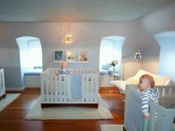 Fabulous, quiet modern nursery designs for triplets