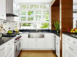 Functional and practical kitchen solutions for small kitchens
