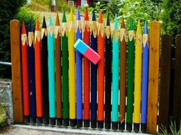 Garden fence and garden borders ideas – useful and beautiful designer suggestions