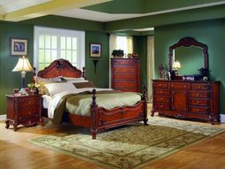 Green wall color – can be reached by a trendy decor