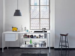 Helsinki cuisine of Desalto and curved kitchen modules of Nola Star