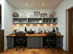 Home Office Design for two persons – Share you get your work space while keeping your marriage
