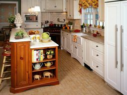 Kitchen block freestanding – more workspace and storage space in the kitchen