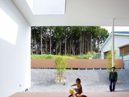 Minimalist House in Kawachinagano of Fujiwarramuro Architects
