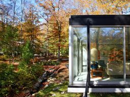 Modern energy efficient house