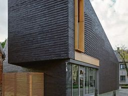 Modern facade cladding for an impressive house character