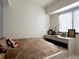 Modern minimalist décor at home