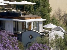 Neoclassical building – modern and functional hotel Condesa DF