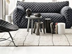 Round coffee table – the eye-catcher in your living room