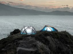 Suitable inflatable tent of Home Planet for extreme conditions
