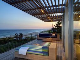 Terrace and balcony wood tiles ideas and other floor coverings