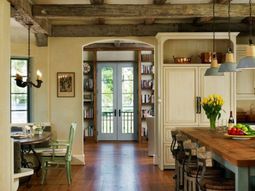 The country house style home – popular design ideas from the 2013
