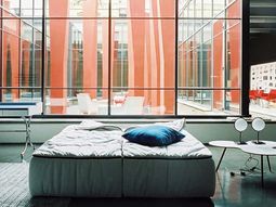 The functional Strips bed of Arflex – a comfortable masterpiece