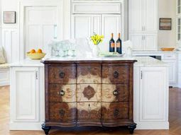 The old dresser as a kitchen block use – DIY project for you