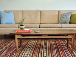 Vintage chic furniture legs in the style of mid-century – Make the move to the elegance!