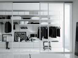 Walk-in closet – a dressing room plan and implement