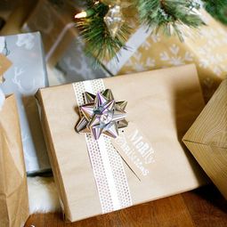 12 Cool Decorating ideas for gift packaging