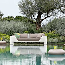 21 poly rattan garden furniture suitable for your garden, patio or balcony from Roche Bobois