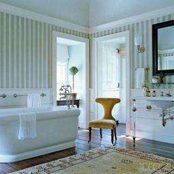 21 unusual ideas wallpaper in the bathroom – stylish and refreshing