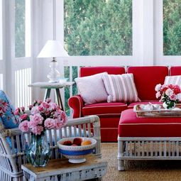 33 Fresh porch decoration ideas for pleasant spring mood