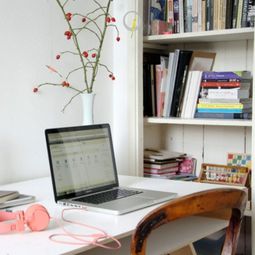 8 frugal decorating ideas for the holidays