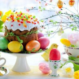 Atmospheric create table decoration for Easter