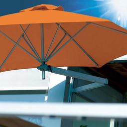 Balcony design – enjoy the summer days in the shade
