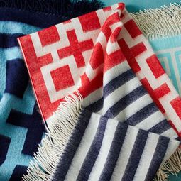 Colored pattern for the interior design – fashion trends in 2014