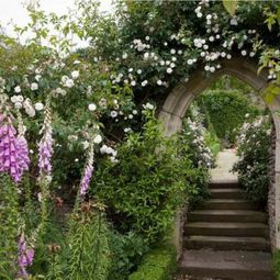 Cool garden design with Rose Arch