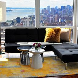 Decorating ideas for modern side tables made of wood and metal
