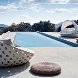 Designer outdoor furniture – Canasta collection from B &amp; B Italia
