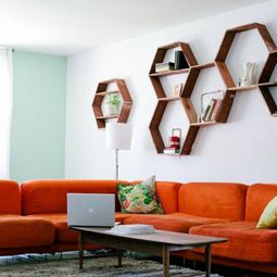DIY wall shelf honeycomb – creative ideas for your home