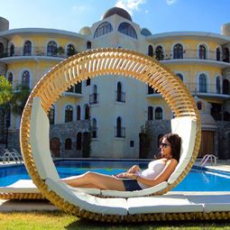 Double recliner outdoors by Victor M. Aleman